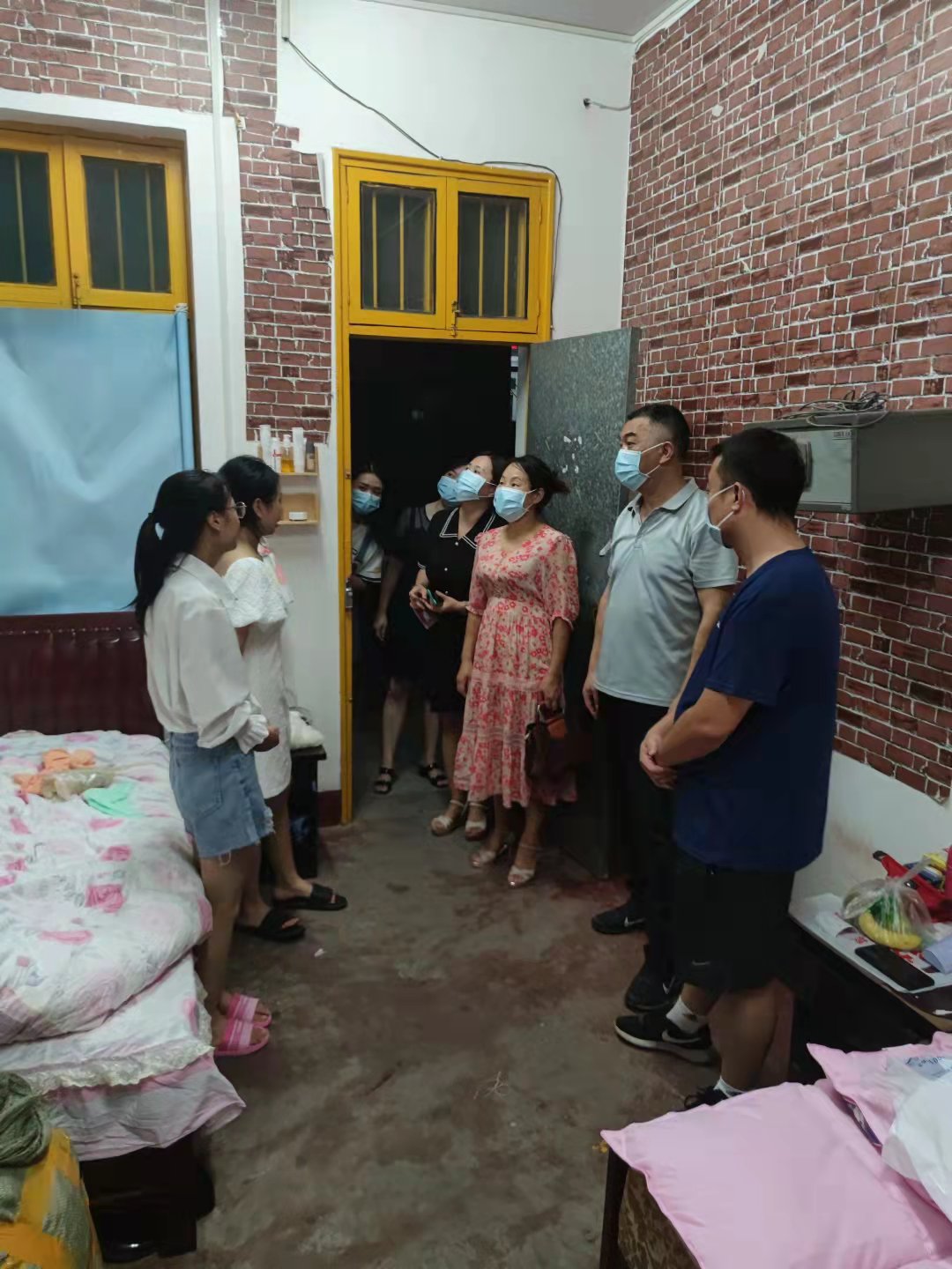 领导询问就寝情况