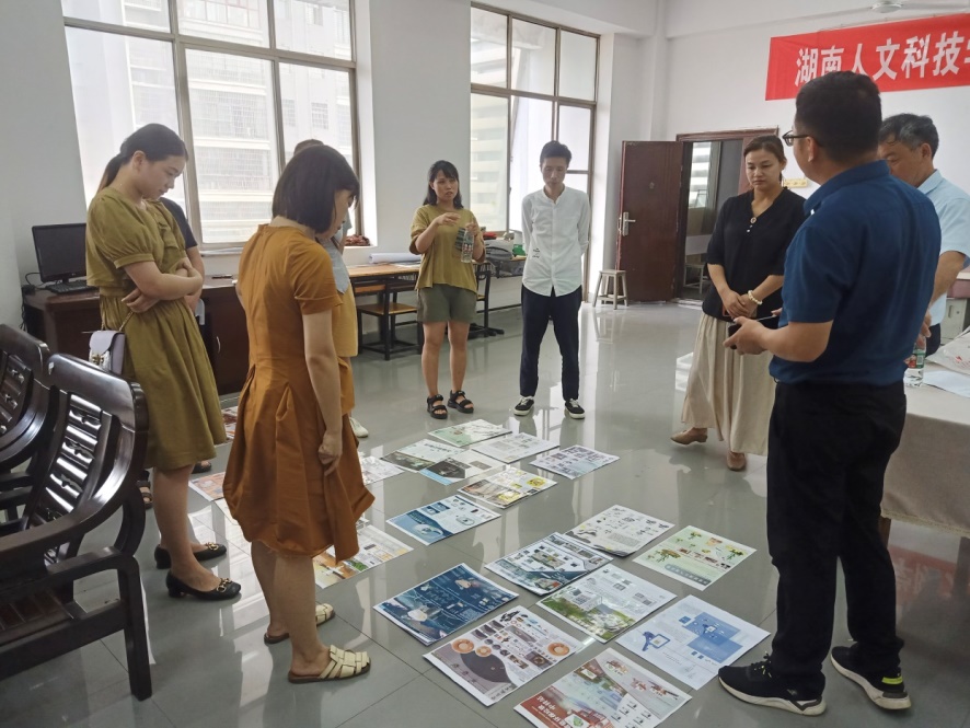 图二:KY开元集团官网入口大学生工业设计大赛作品评审现场